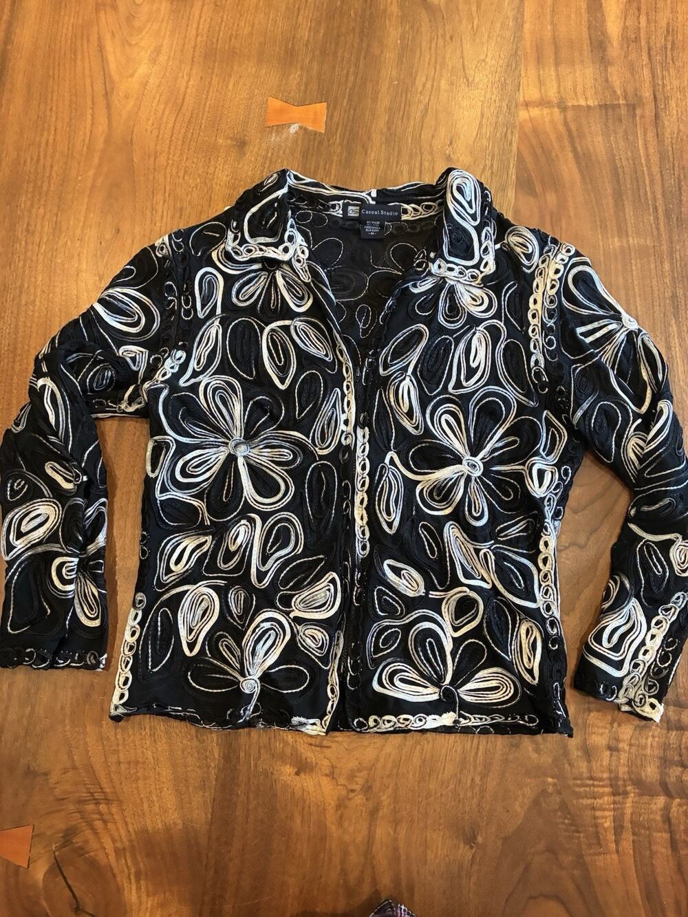 Casual Studio Women Embroidered Floral Mesh Sheer Blazer Size M Glam 90s Y2K